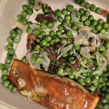 Westville Clarendon - Salmon & peas - American Near Me - Arlington, Virginia Westville Clarendon - Salmon & peas - American Near Me - Arlington, Virginia