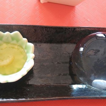 Nomico - My rain drop cake with lemon flavor. Vegetable based gelatin dessert - Desserts Near Me - Tucson, Arizona Nomico - My rain drop cake with lemon flavor. Vegetable based gelatin dessert - Desserts Near Me - Tucson, Arizona