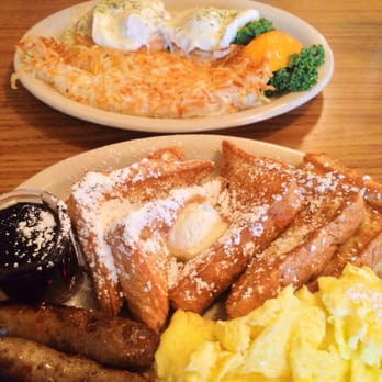 Jay Berry's Cafe - French toast and Eggs Benedict - Breakfast & Brunch Near Me - Renton, Washington Jay Berry's Cafe - French toast and Eggs Benedict - Breakfast & Brunch Near Me - Renton, Washington
