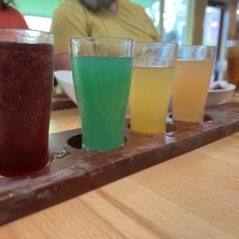 Ruby Sunshine Charleston Downtown - Mimosa flight - Breakfast & Brunch Near Me - Charleston, South Carolina Ruby Sunshine Charleston Downtown - Mimosa flight - Breakfast & Brunch Near Me - Charleston, South Carolina