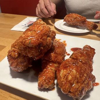 92 Chicken - Garlic Spicy Drumsticks - Chicken Wings Near Me - Sugar Land, Texas