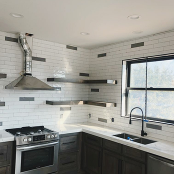 J&E Tile and Flooring - a kitchen - Flooring Near Me - Tuscaloosa, Alabama J&E Tile and Flooring - a kitchen - Flooring Near Me - Tuscaloosa, Alabama