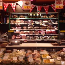 Simply Punto - Glorious butcher counter