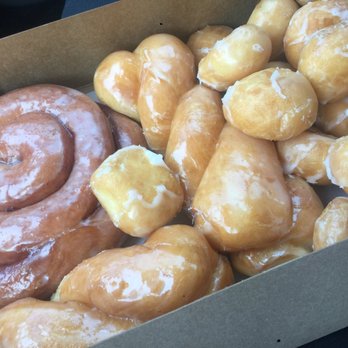 Upland Donuts - Cinnamon rolls, glazed twist and donut holes - Donuts Near Me - Upland, California Upland Donuts - Cinnamon rolls, glazed twist and donut holes - Donuts Near Me - Upland, California