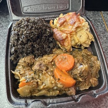 Perle des Antilles - Legume, diri ak Djon Djon (black rice), bake mac n cheese - Comfort Food Near Me - Arlington, Texas Perle des Antilles - Legume, diri ak Djon Djon (black rice), bake mac n cheese - Comfort Food Near Me - Arlington, Texas