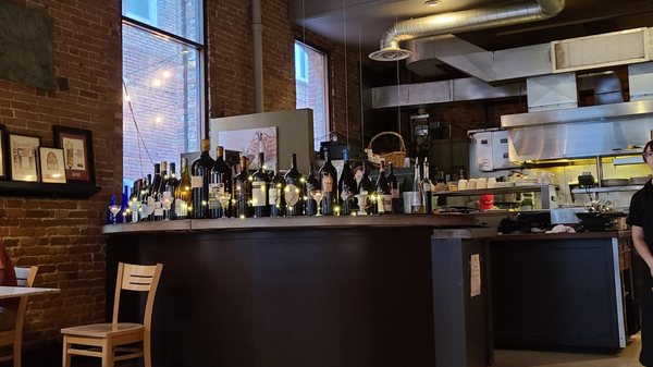 Mizuna Restaurant and Wine Bar by null