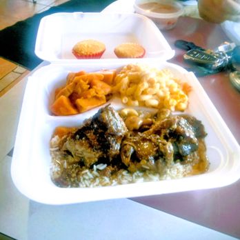 Jamaking Me Soul Happy - Oxtails over beans and rice, Mac n cheese, sweet potatoes ,2 muffins - Desserts Near Me - Harper Woods, Michigan Jamaking Me Soul Happy - Oxtails over beans and rice, Mac n cheese, sweet potatoes ,2 muffins - Desserts Near Me - Harper Woods, Michigan