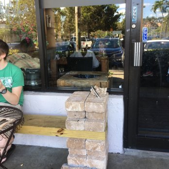 Ella Cafe - Coffee & Tea Near Me - Plantation, Florida