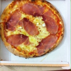 Pizzeria Arcobaleno - Spek e brie