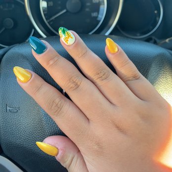 La Belle Nails - Acrylic nails - Nail Salons Near Me - San Jose, California