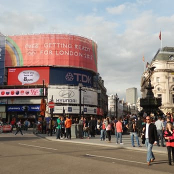 Piccadilly Circus - Landmarks & Historical Buildings Near Me - London, XGL Piccadilly Circus - Landmarks & Historical Buildings Near Me - London, XGL