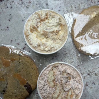 Magnolia Bakery - Bakeries Near Me - Chicago, Illinois Magnolia Bakery - Bakeries Near Me - Chicago, Illinois