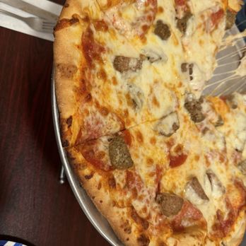 South Side Pizza - Pepperoni and hamburger 16 inch pizza - Pizza Near Me - Forest City, North Carolina