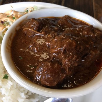 Caribbean Haven - Braised oxtail stew - Caribbean Near Me - Ventura, California