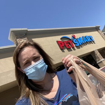 PetSmart - Me getting amazing service from Amazing people! - Pet Training Near Me - Salt Lake City, Utah