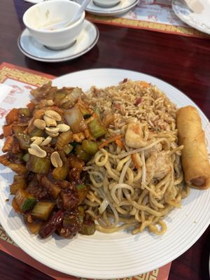 Mei Wei Chinese Restaurant by null