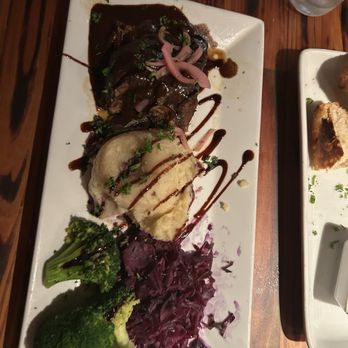 Purple Olive - Short ribs - Wine Bars Near Me - Saint Augustine, Florida