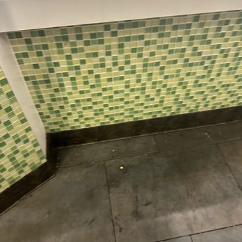 Yogurtland - Dirty store, not practicing safe food handling, rude employees, not all flavors available, and blocked off indoor eating area. - Ice Cream & Frozen Yogurt Near Me - Las Vegas, Nevada Yogurtland - Dirty store, not practicing safe food handling, rude employees, not all flavors available, and blocked off indoor eating area. - Ice Cream & Frozen Yogurt Near Me - Las Vegas, Nevada