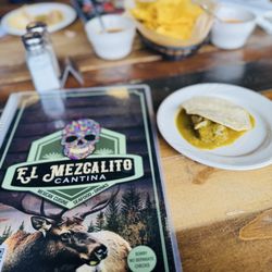 El Mezcalito Cantina