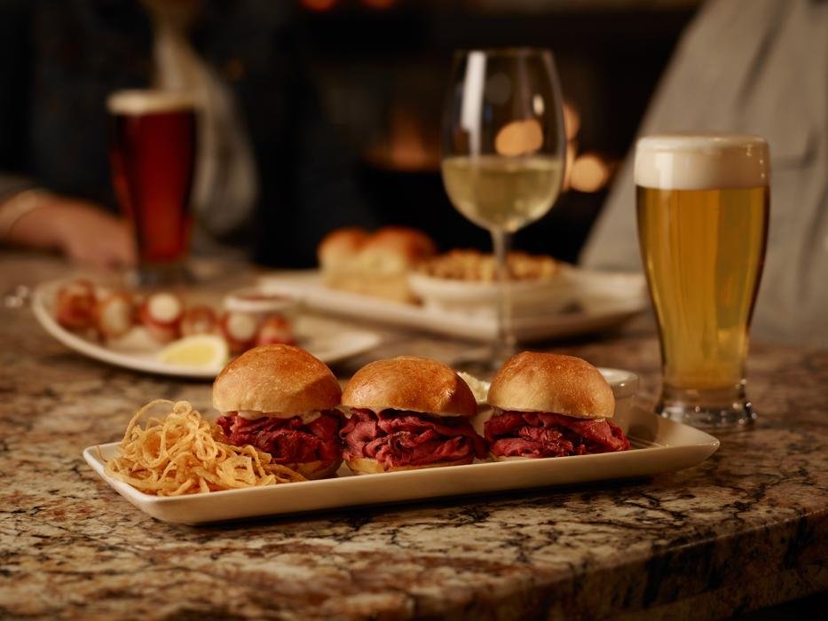 THE KEG STEAKHOUSE + BAR THUNDER BAY Updated July 2024 44 Photos & 41 Reviews 735