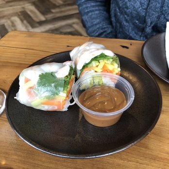 Ginger and Lemongrass - Fresh spring roll - Vietnamese Near Me - Whitestone, New York