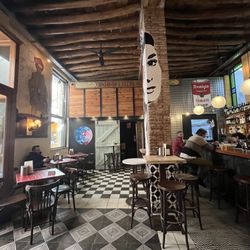 Tocateja - Main dining area
