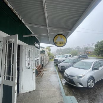 Koana - Easy parking out front - Coffee & Tea Near Me - Mountain View, Hawaii