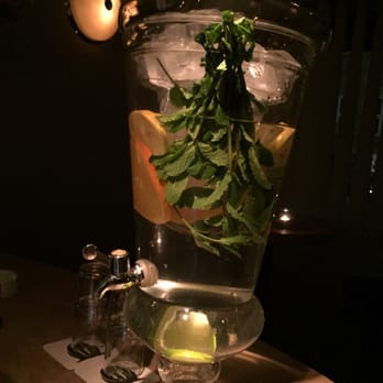 The Walrus Bar - Cocktail Bars Near Me - Hamburg, HH The Walrus Bar - Cocktail Bars Near Me - Hamburg, HH