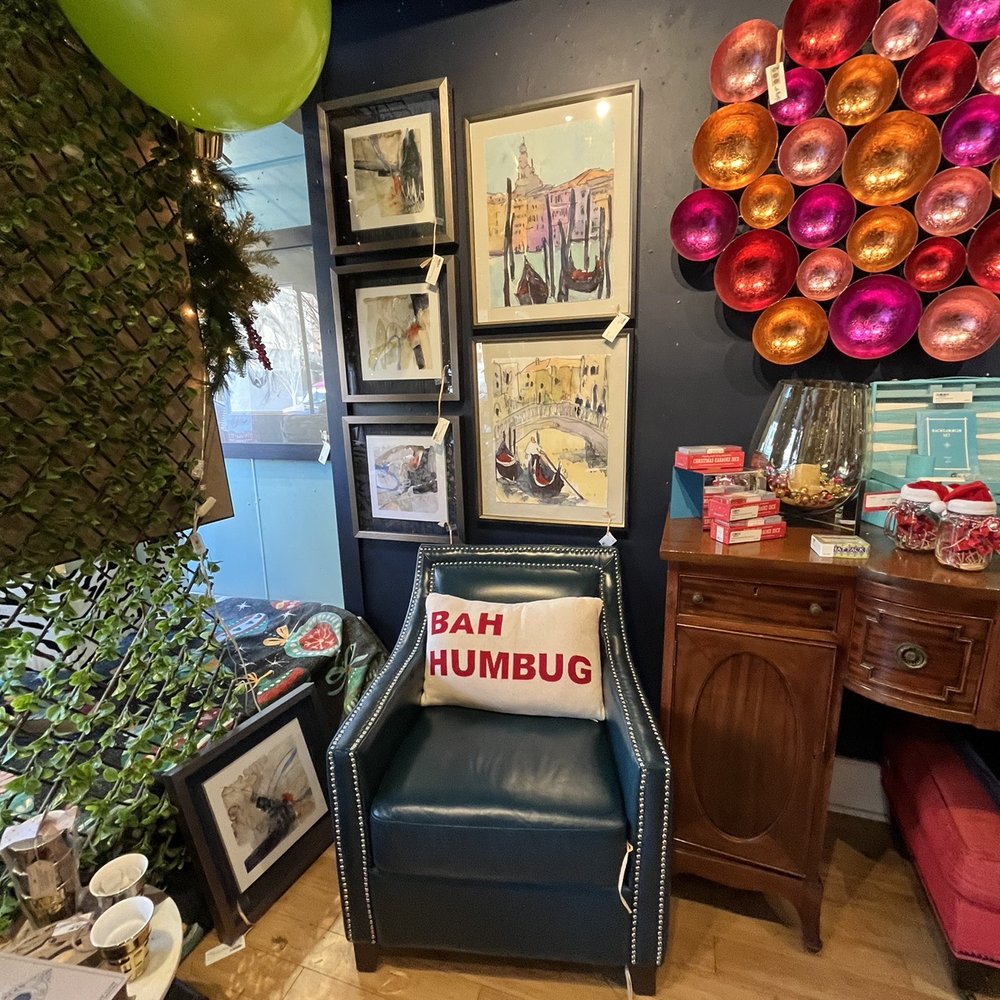 At Mary's - Antiques Near Me - Bardstown, Kentucky At Mary's - Antiques Near Me - Bardstown, Kentucky