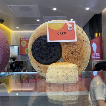 Uncle Tetsu - Oreo - Desserts Near Me - Los Angeles, California