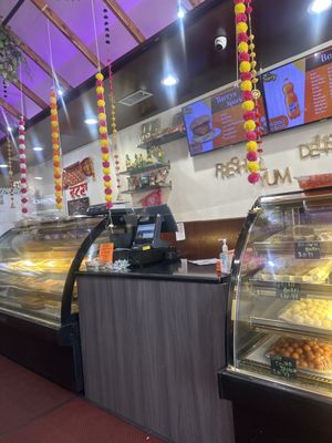 Harry Sweets & Snacks by null