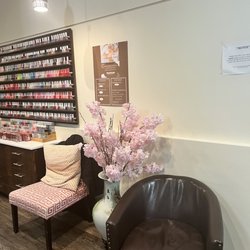 Fabuleux Nail Spa - Nail polish