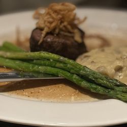 Cooper’s Hawk Winery & Restaurant - Filet Mignon with Mary's Potatoes and Asparagus