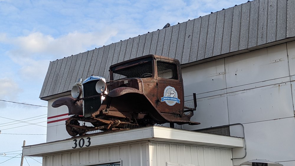 BUSTED KNUCKLE BREWERY Updated August 2024 22 Photos 303 1st Ave