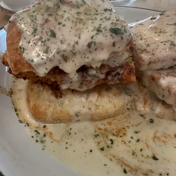 Dish Society - Chicken & Biscuits - Southern Near Me - Austin, Texas Dish Society - Chicken & Biscuits - Southern Near Me - Austin, Texas