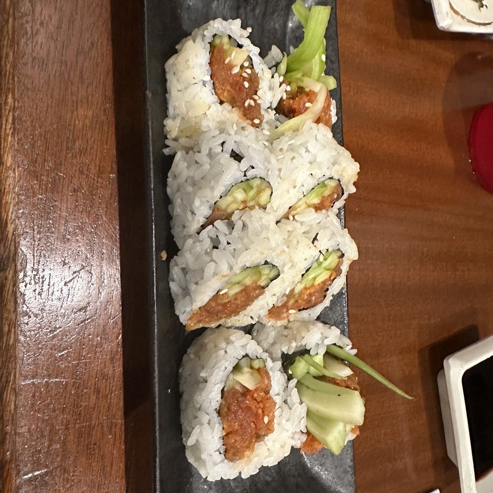 KANZI - Spicy Tuna Roll - Sushi Bars Near Me - The Colony, Texas