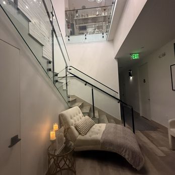 Cocoon Day Spa - Waiting area - Massage Near Me - San Francisco, California Cocoon Day Spa - Waiting area - Massage Near Me - San Francisco, California