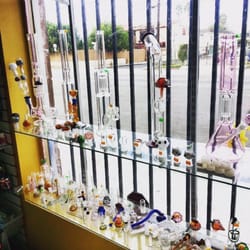 Sinatra Smoke Shop