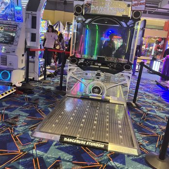 Round1 Bowling & Arcade - Danbury - Amazing - Arcades Near Me - Danbury, Connecticut Round1 Bowling & Arcade - Danbury - Amazing - Arcades Near Me - Danbury, Connecticut