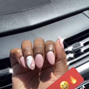 Forever Nails & Spa - Yin and yang design - Skin Care Near Me - Valencia, California