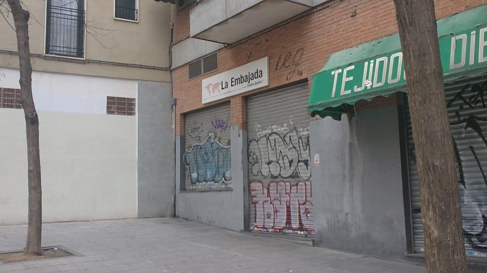 La Embajada