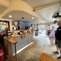 Chicken in a Barrel BBQ - Hanalei - Inside