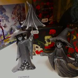 The Cadies & Witchery Tours - Just flown in. Two new figurines known as 'Little Souls'. On the left is 'Twinkle' and on the right is 'Beam'.