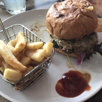 Liquid Gold Beach Cafe - Cafes Near Me - Newcastle, NSW Liquid Gold Beach Cafe - Cafes Near Me - Newcastle, NSW