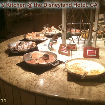 Goofy's Kitchen - Goofy's Kitchen @ the Disneyland Hotel, CA - American Near Me - Anaheim, California