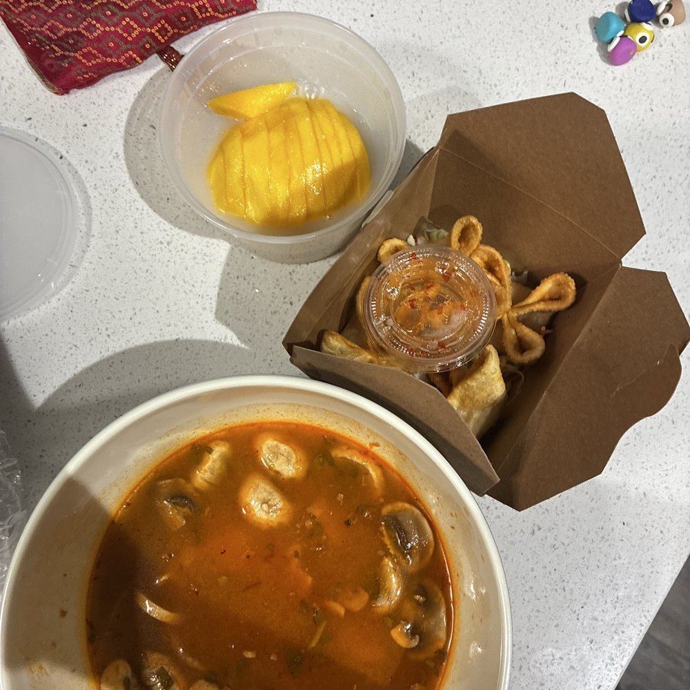 Aloy Modern Thai - Thai Near Me - Denver, Colorado