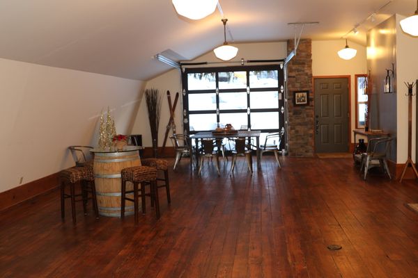 Usurious Wines by null