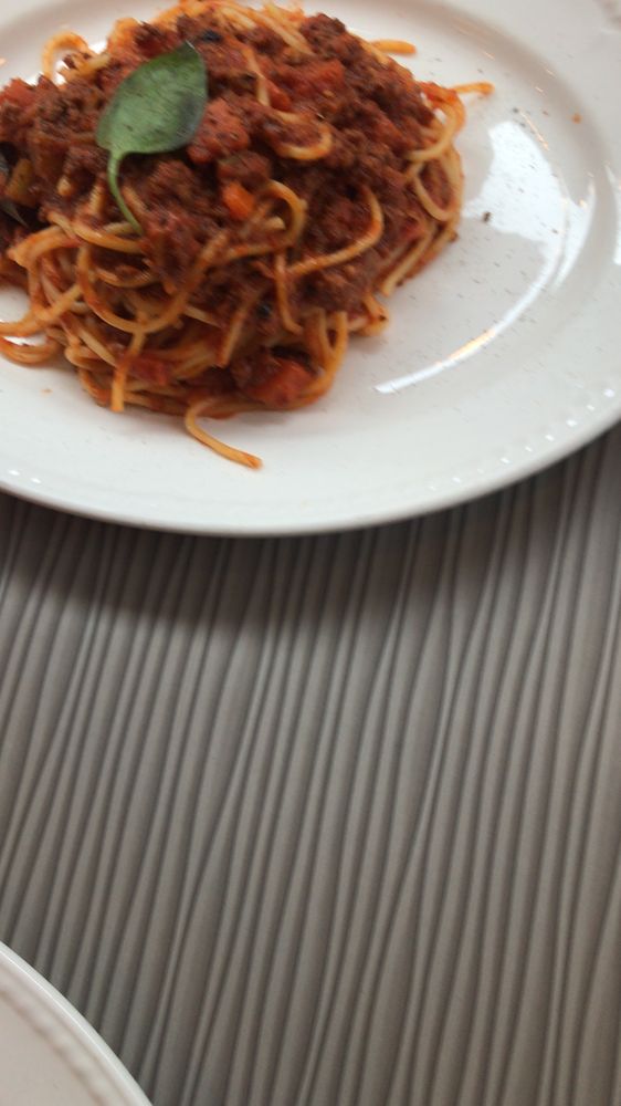 Yialousa Greek Taverna