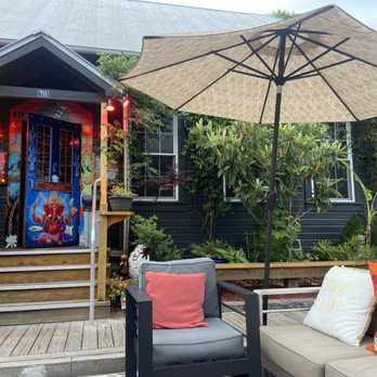 The Red Bar - Seating - Bars Near Me - Santa Rosa Beach, Florida
