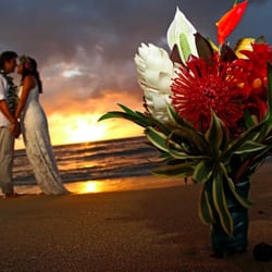 Yes I Do Hawaiian Weddings